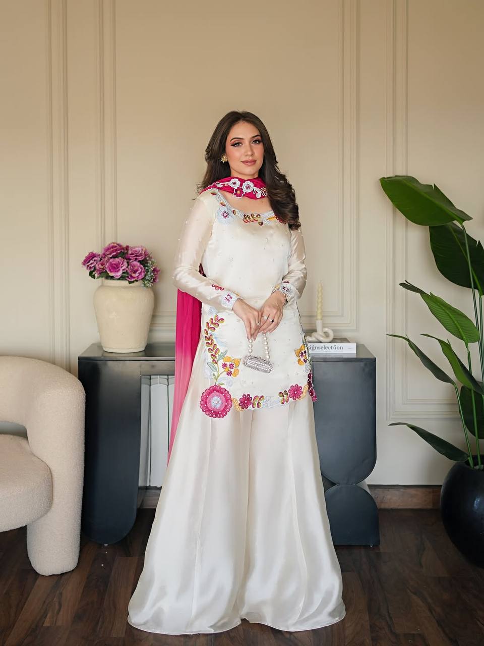 Neo-Classic Ivory Appliqué Set